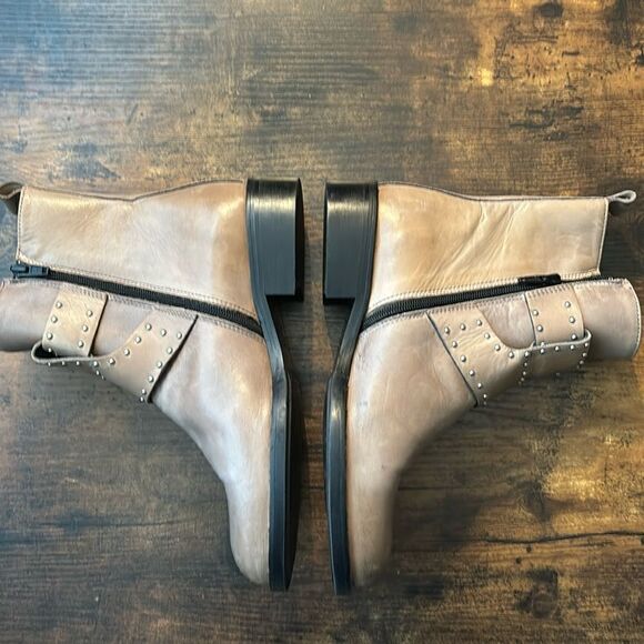 Charles David Italy Gray Leather Moto Boots Size 37 / excellent - Picture 5 of 10